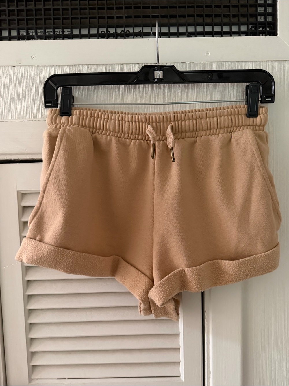 WeWoreWhat Beige Comfort Fleece Drawstring Shorts Sz small